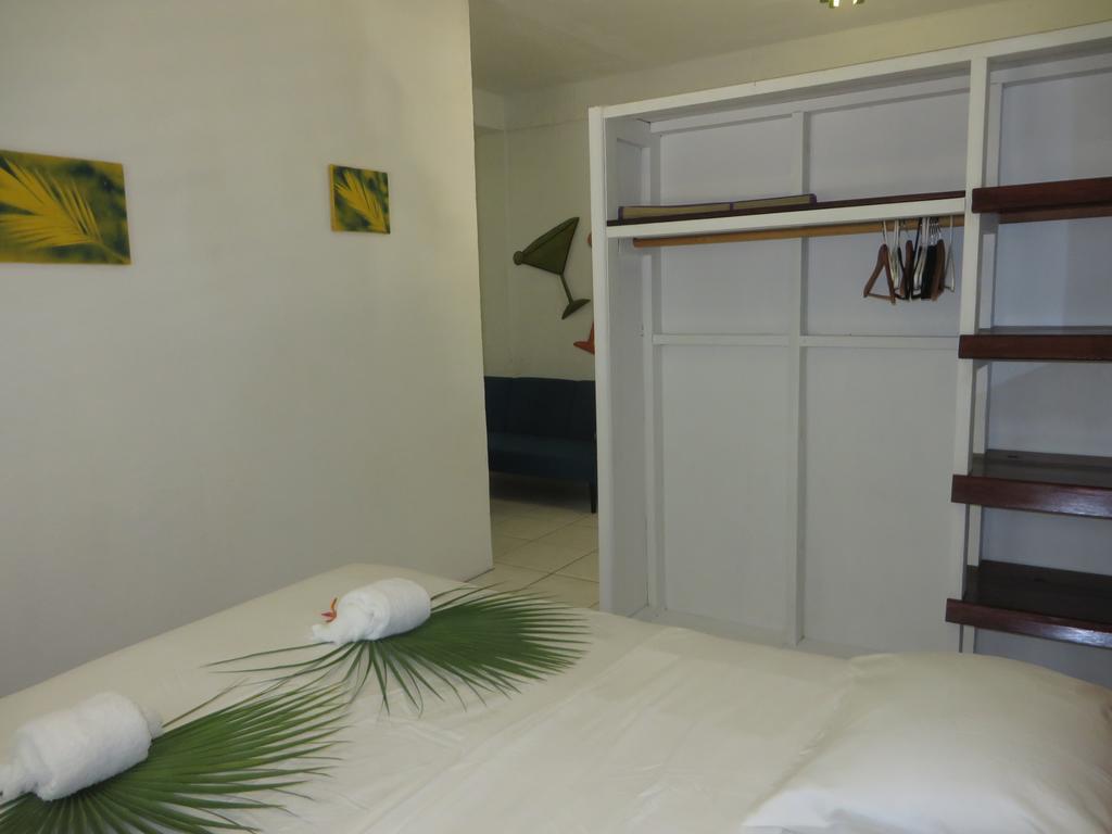 Simberts Apartments Maya Beach Dış mekan fotoğraf