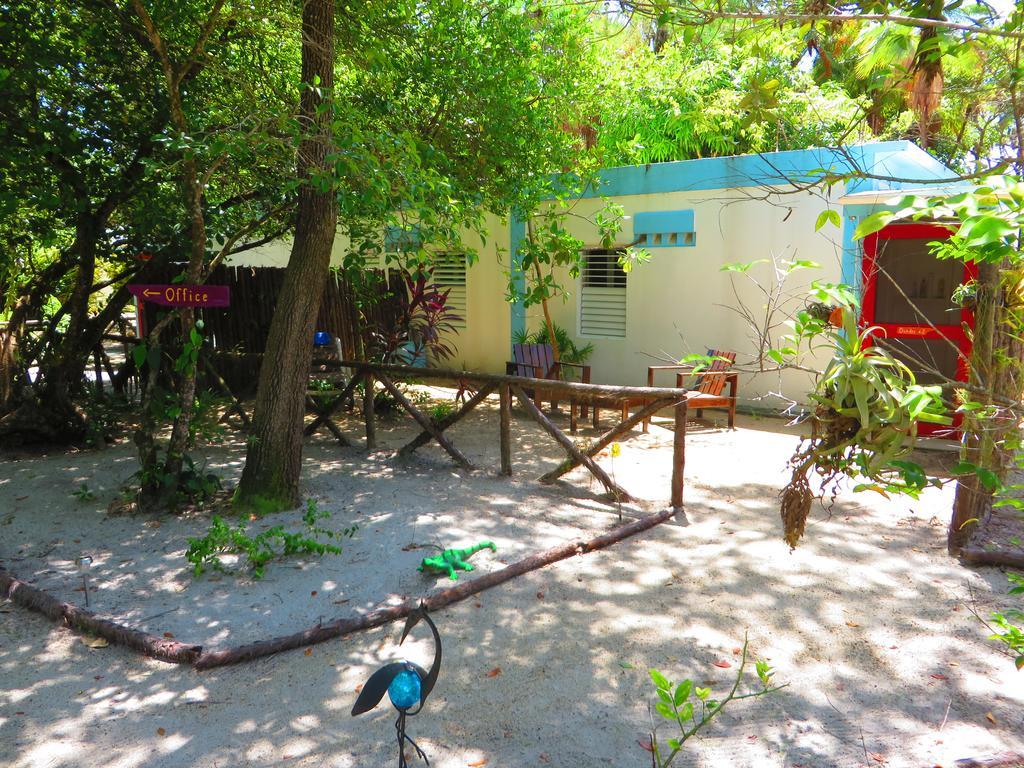 Simberts Apartments Maya Beach Dış mekan fotoğraf