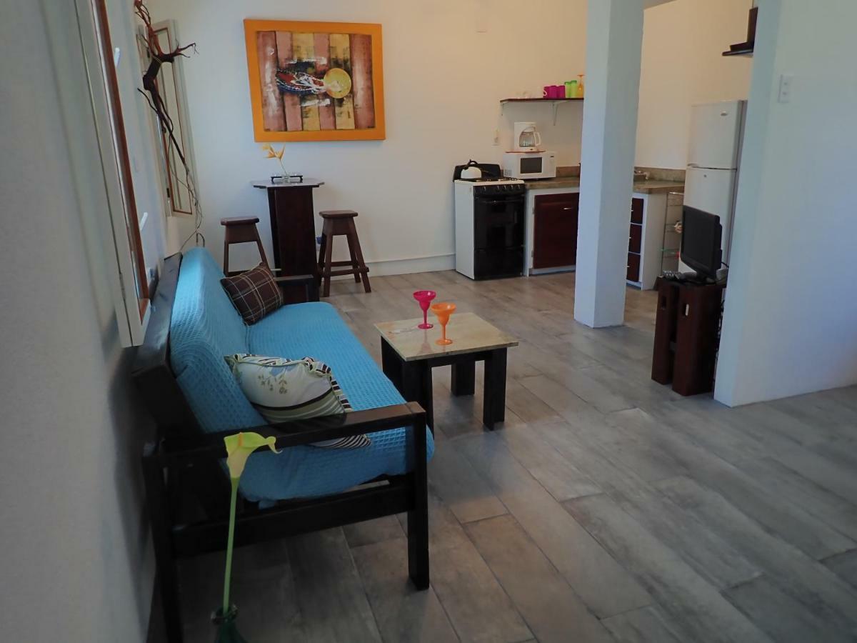 Simberts Apartments Maya Beach Dış mekan fotoğraf