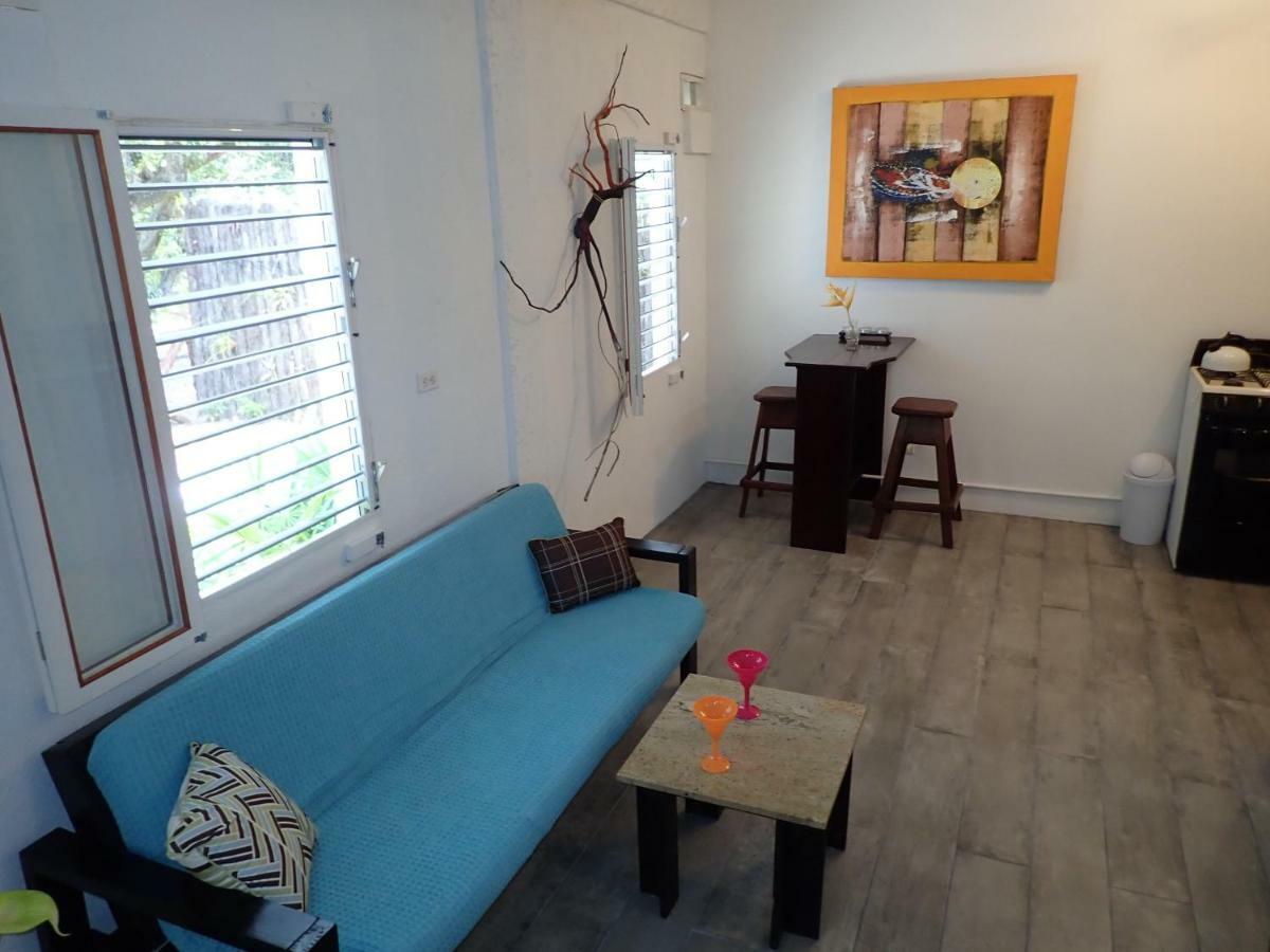 Simberts Apartments Maya Beach Dış mekan fotoğraf
